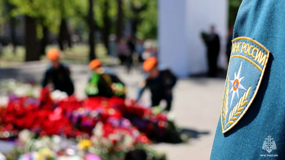 Память, объединяющая поколения Память, объединяющая поколения