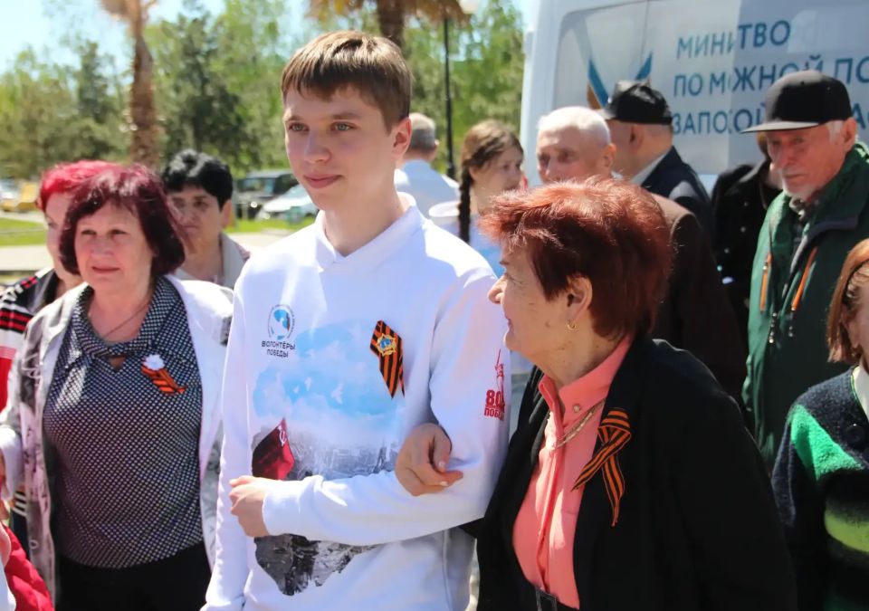 Праздничный парад и концерт прошли в Мелитополе Праздничный парад и концерт прошли в Мелитополе