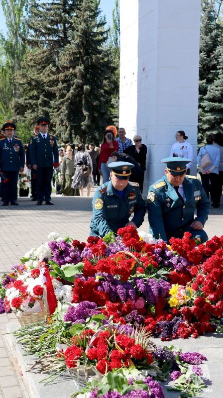 Память, объединяющая поколения Память, объединяющая поколения