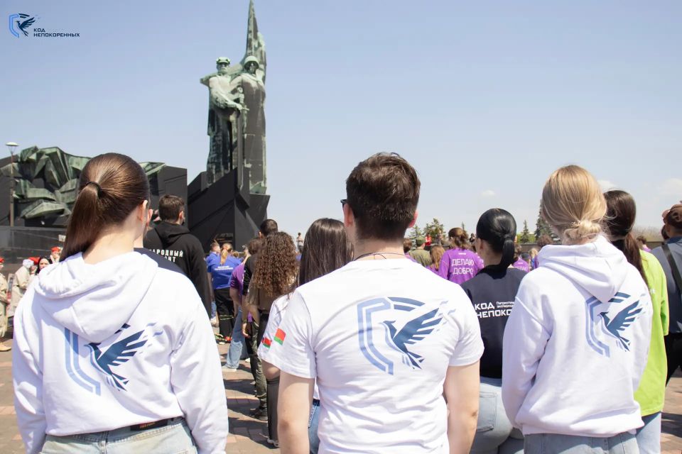 #КОДНЕПОКОРЕННЫХ2026. ДОНЕЦК ДАЛ СТАРТ ЭКСПЕДИЦИИ «КОД НЕПОКОРЕННЫХ» Торжественная церемония прошла у мемориального комплекса «Твоим освободителям, Донбасс» — священного места, где особенно остро чувствуется связь поколений... #КОДНЕПОКОРЕННЫХ2026. ДОНЕЦК ДАЛ СТАРТ ЭКСПЕДИЦИИ «КОД НЕПОКОРЕННЫХ» Торжественная церемония прошла у мемориального комплекса «Твоим освободителям, Донбасс» — священного места, где особенно остро чувствуется связь поколений...