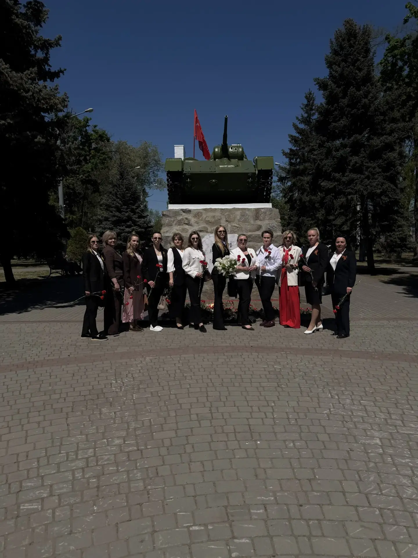 Память, объединяющая поколения Память, объединяющая поколения