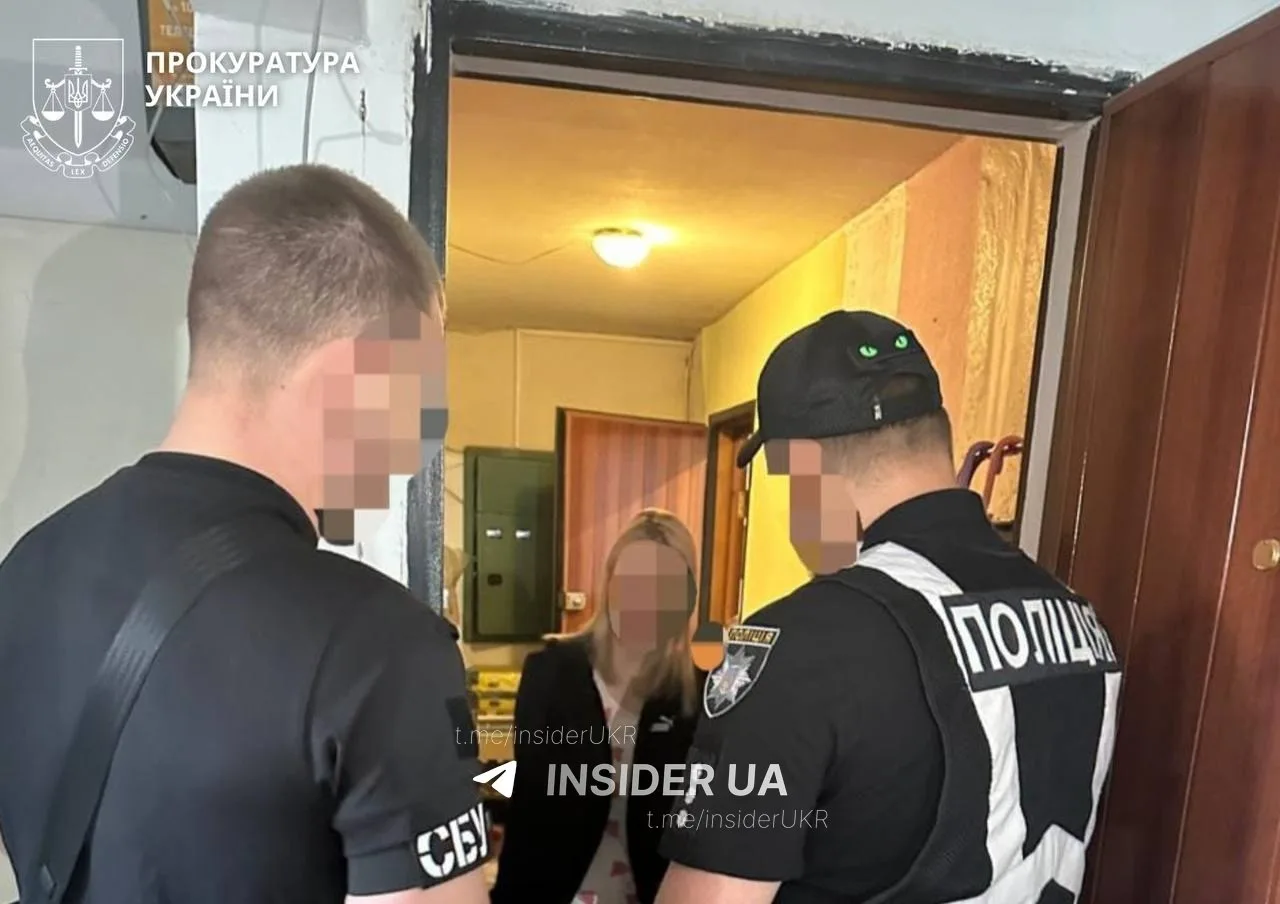 Руководство частного вуза в Запорожье помогло избежать мобилизации 3 тысячам "аспирантов" Руководство частного вуза в Запорожье помогло избежать мобилизации 3 тысячам "аспирантов"