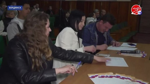 В бердянском Дворце культуры «Софит» состоялся хореографический фестиваль, приуроченный к Международному Дню танца