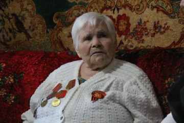 Министр культуры Запорожской области поздравила с Днём Победы бывшую узницу фашистских концлагерей