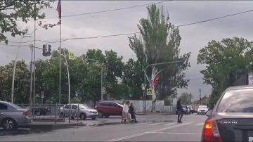 Утро в Мелитополе: спешка, дождь и пробки
