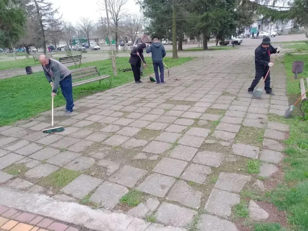 Продолжается благоустройство Черниговского района