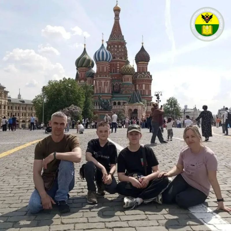 Губернатор Архангельской области Александр Цыбульский исполнил желания Максима и Ани Журавлёвых из Мелитополя Губернатор Архангельской области Александр Цыбульский исполнил желания Максима и Ани Журавлёвых из Мелитополя
