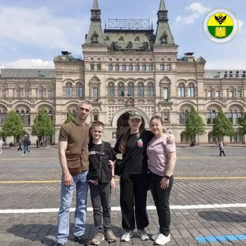 Губернатор Архангельской области Александр Цыбульский исполнил желания Максима и Ани Журавлёвых из Мелитополя Губернатор Архангельской области Александр Цыбульский исполнил желания Максима и Ани Журавлёвых из Мелитополя
