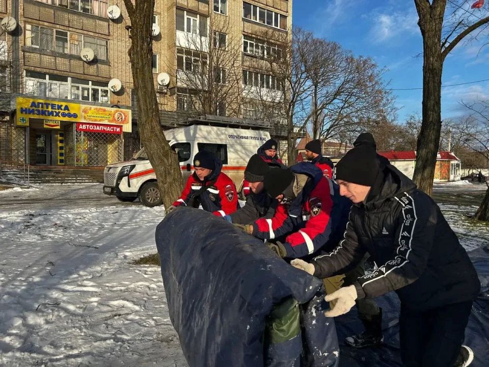 Будущее начинается здесь . На днях в Мелитополе прошёл форум Российских студенческих отрядов Будущее начинается здесь . На днях в Мелитополе прошёл форум Российских студенческих отрядов
