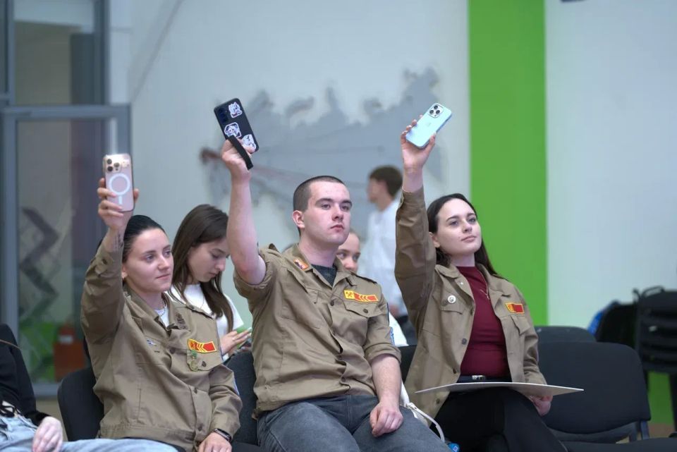 Запорожской области дан старт Третьему трудовому семестру Российских студенческих отрядов Запорожской области дан старт Третьему трудовому семестру Российских студенческих отрядов