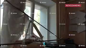 До 18 увеличилось количество погибших при атаке ВСУ на колледж в Старобельске в ЛНР, сообщили в МЧС