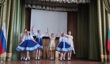 Славянская письменность в ритме танца