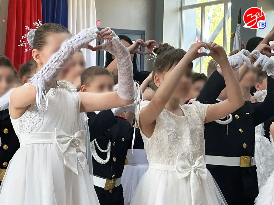 В Мелитополе впервые состоялся кадетский бал при участии Росгвардии В Мелитополе впервые состоялся кадетский бал при участии Росгвардии