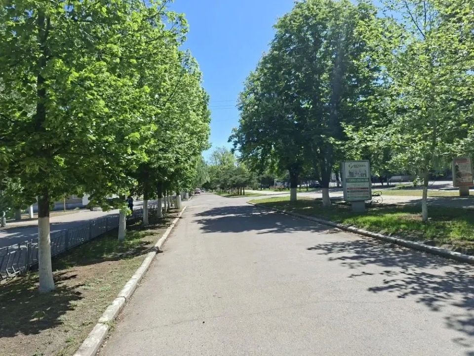 Пензенцы продолжают работы по подготовке к отопительному сезону на подшефных территориях Пензенцы продолжают работы по подготовке к отопительному сезону на подшефных территориях
