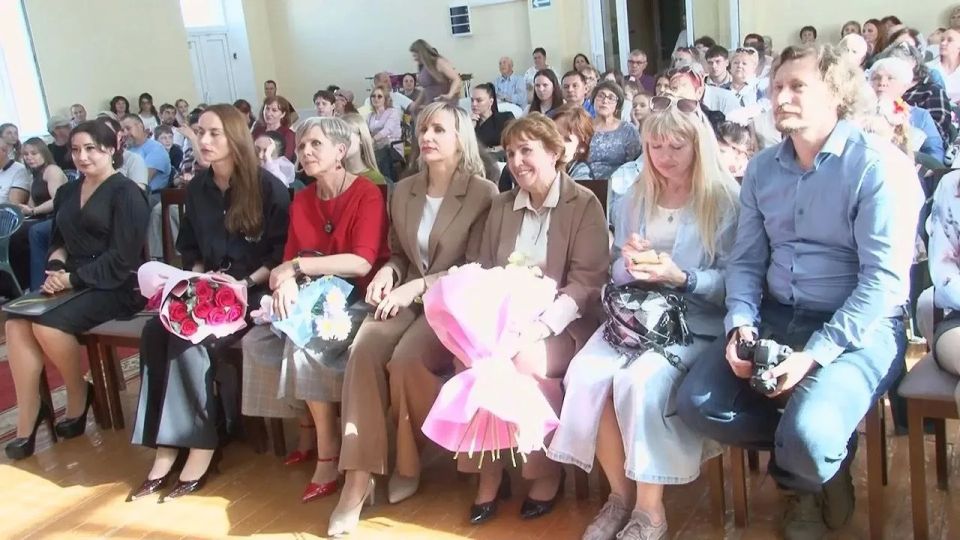 В Бердянской музыкальной школе прошел концерт «Симфония весны» В Бердянской музыкальной школе прошел концерт «Симфония весны»
