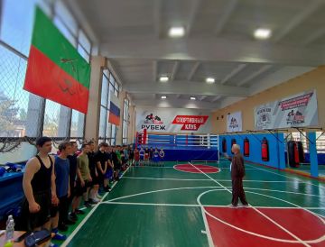 22 мая состоялась встреча поколений в Бердянском спортивном Клубе «Рубеж»