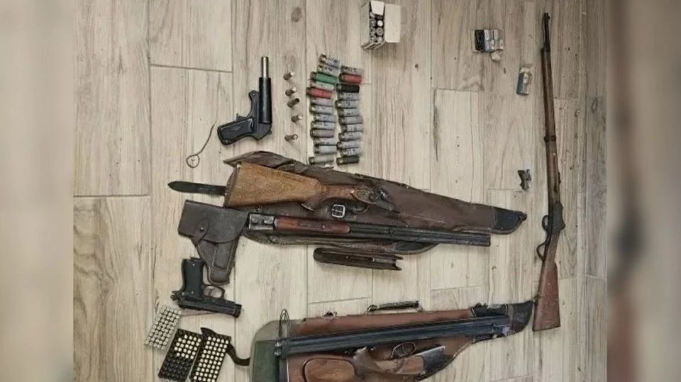 Полицейские разоблачили жителя Запорожской области, незаконно хранившего оружие и боеприпасы Полицейские разоблачили жителя Запорожской области, незаконно хранившего оружие и боеприпасы