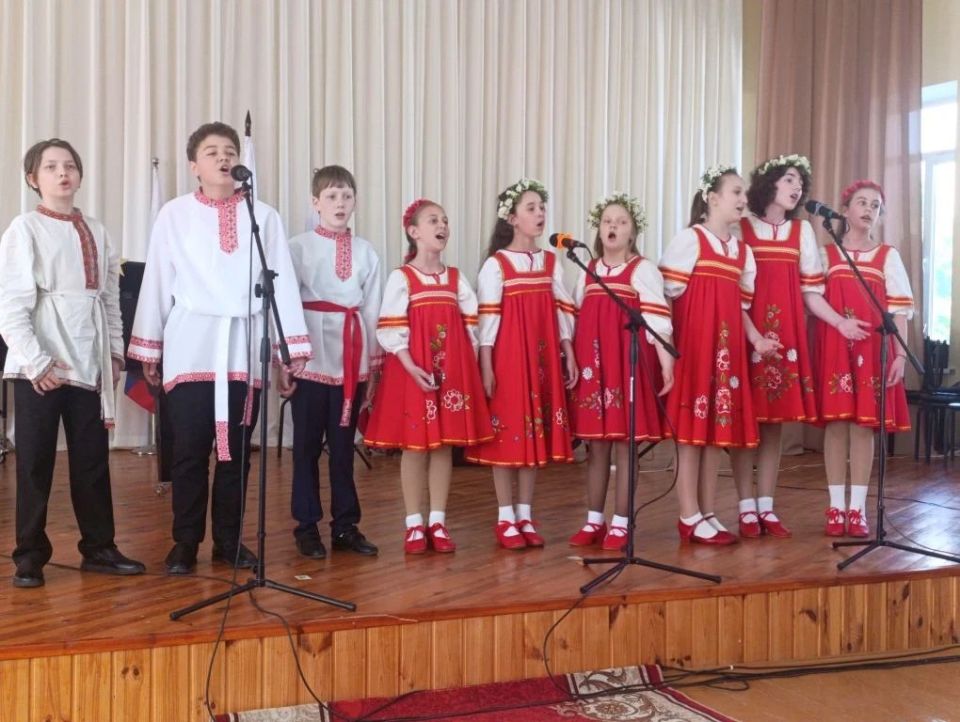 В Бердянской музыкальной школе прошел концерт «Симфония весны» В Бердянской музыкальной школе прошел концерт «Симфония весны»