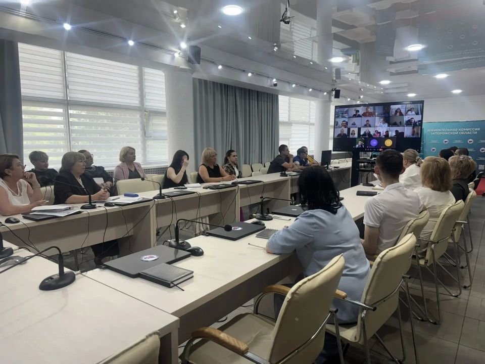 На традиционном аппаратном совещании Избирательная комиссия Запорожской области подвела итоги работы за минувшую неделю