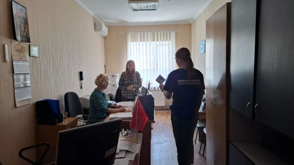 В Бердянске продолжается предварительное голосование партии «Единая Россия» В Бердянске продолжается предварительное голосование партии «Единая Россия»