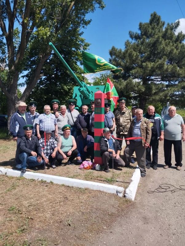28 мая – День пограничника: в Гусарке открыли памятный знак "Землякам пограничникам всех поколений" 28 мая – День пограничника: в Гусарке открыли памятный знак "Землякам пограничникам всех поколений"