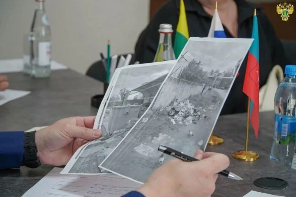 Мелитопольский межрайонный природоохранный прокурор Александр Воропаев совместно с исполняющим обязанности главы городского округа Мелитополь Никитой Вебером провел личный прием граждан Мелитопольский межрайонный природоохранный прокурор Александр Воропаев совместно с исполняющим обязанности главы городского округа Мелитополь Никитой Вебером провел личный прием граждан