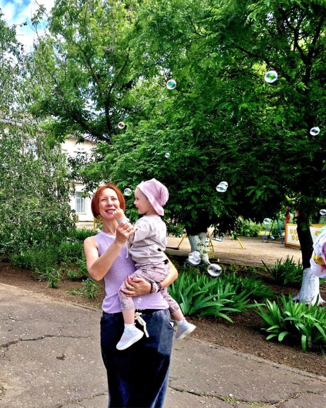 "Яркие краски детства в Гирсовке: улыбки, смех и волшебство для юных жителей!» "Яркие краски детства в Гирсовке: улыбки, смех и волшебство для юных жителей!»