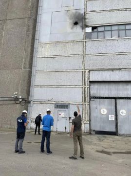 МАГАТЭ подтвердило повреждения на здании машинного зала Запорожской АЭС после удара беспилотника, но не указало, кто именно атаковал станцию