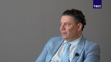 Дроны ВСУ практически постоянно фиксируются в районе ЗАЭС, заявил ТАСС директор станции Юрий Черничук