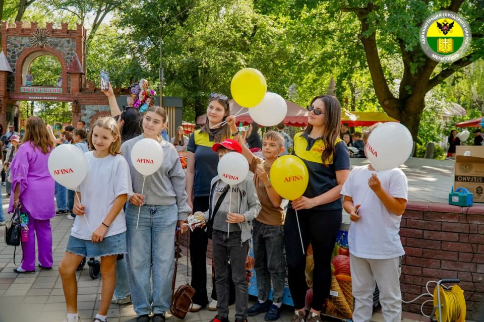 В Мелитополе День защиты детей отметили большим праздником В Мелитополе День защиты детей отметили большим праздником