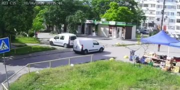 Запорожье. Работа украинского ПВО в черте города привела к падению БпЛА «Герань» на проезжую часть