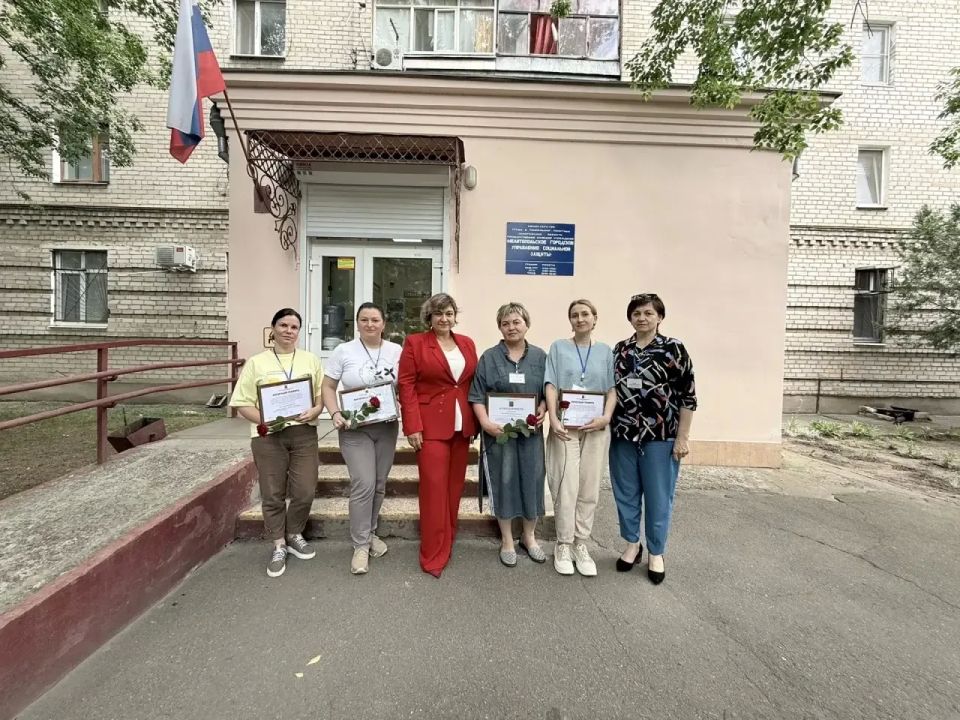 Министр труда и социальной политики Запорожской области поздравила сотрудников Министерства и подведомственных организаций с Днем социального работника Министр труда и социальной политики Запорожской области поздравила сотрудников Министерства и подведомственных организаций с Днем социального работника