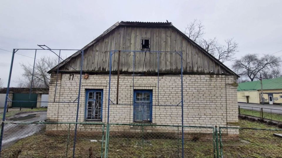Дагестанцы в Михайловке восстанавливают административное здание Дагестанцы в Михайловке восстанавливают административное здание