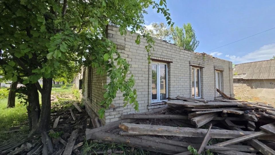 Дагестанцы в Михайловке восстанавливают административное здание