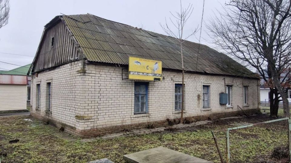 Дагестанцы в Михайловке восстанавливают административное здание Дагестанцы в Михайловке восстанавливают административное здание