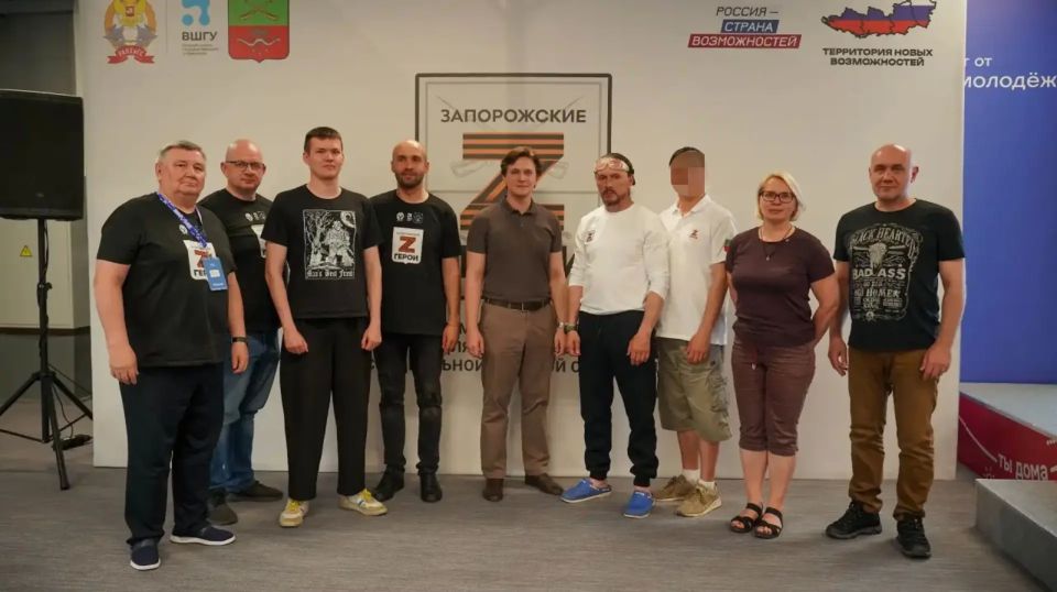 Будущие управленцы региона познакомились с устройством системы образования Будущие управленцы региона познакомились с устройством системы образования