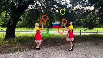 Златопольский СК поздравляет всех с наступающим государственным праздником - Днём России!