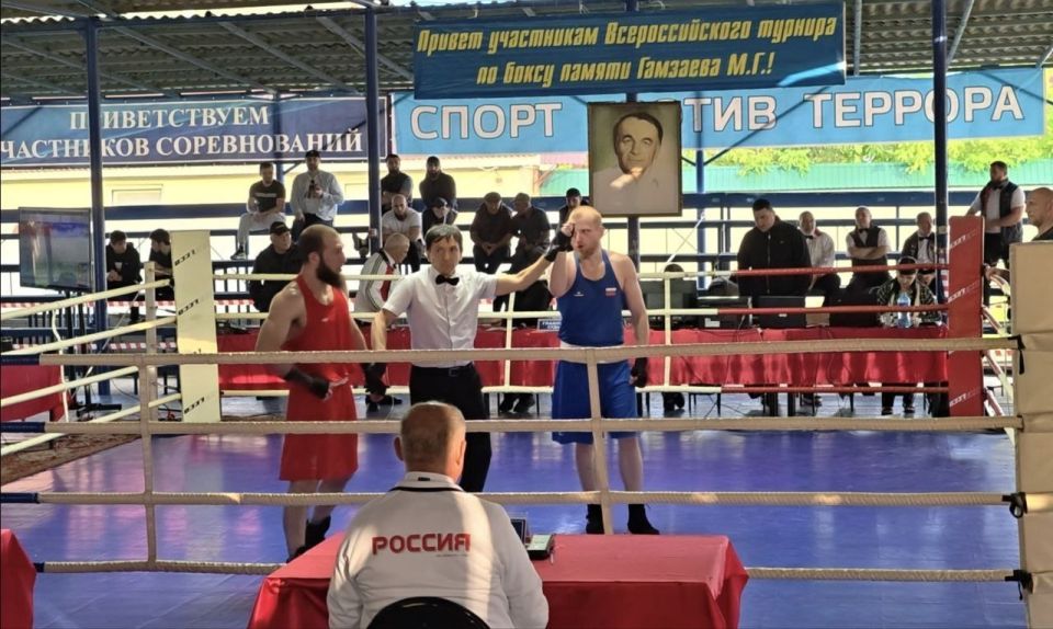 Серебро Запорожской области на XXIV Всероссийских соревнованиях по боксу в Избербаше! Серебро Запорожской области на XXIV Всероссийских соревнованиях по боксу в Избербаше!