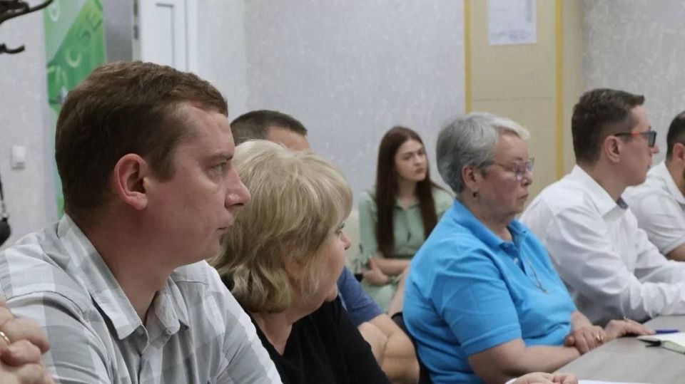 Михаил Попов: В рамках федерального партийного проекта «Выбирай своё», который был инициирован для поддержки отечественного производства и импортозамещения, состоялось заседание межведомственной рабочей группы Михаил Попов: В рамках федерального партийного проекта «Выбирай своё», который был инициирован для поддержки отечественного производства и импортозамещения, состоялось заседание межведомственной рабочей группы