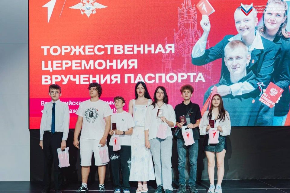 Праздник, который соединяет историю, творчество и единство поколений Праздник, который соединяет историю, творчество и единство поколений