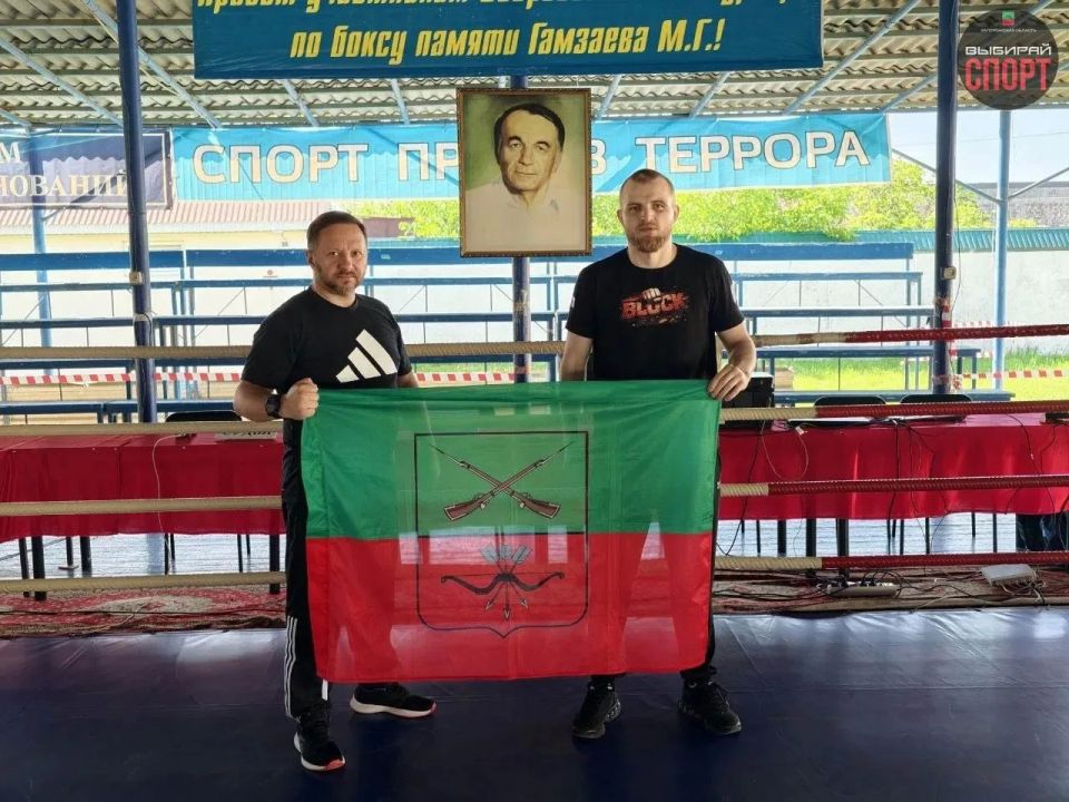 Серебро Запорожской области на XXIV Всероссийских соревнованиях по боксу в Избербаше! Серебро Запорожской области на XXIV Всероссийских соревнованиях по боксу в Избербаше!