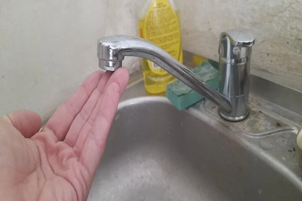 В Бердянск перестала поступать вода