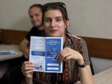 Сотрудники Ресурсного центра Министерства культуры Запорожской области