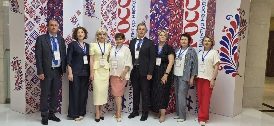 Министр культуры Запорожской области Светлана Геннадьевна Назина представила регион на ежегодном форуме национальных культур народов России «#ЭтоРоссия», который прошёл с 11 по 13 июня 2026 года в Новосибирской области Министр культуры Запорожской области Светлана Геннадьевна Назина представила регион на ежегодном форуме национальных культур народов России «#ЭтоРоссия», который прошёл с 11 по 13 июня 2026 года в Новосибирской области
