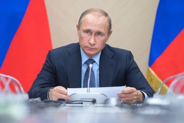 В работу по развитию ДНР, ЛНР, Запорожской и Херсонской областей включились все федеральные ведомства, 26 государственных компаний и 82 субъекта Федерации, заявил Владимир Путин