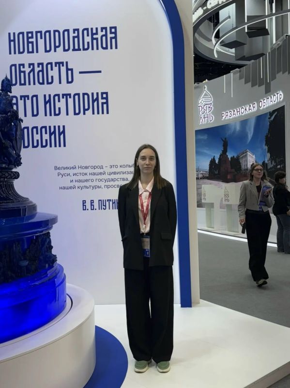 Как выглядит ПМЭФ изнутри? Как выглядит ПМЭФ изнутри?