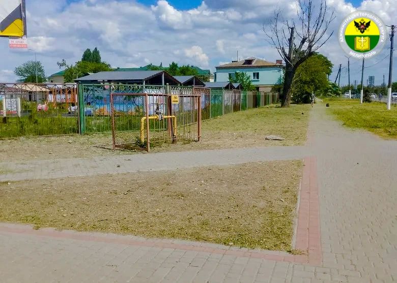 Сотрудники МКУ «Благоустройство» провели плановые работы по покосу травы на территории города Мелитополь Сотрудники МКУ «Благоустройство» провели плановые работы по покосу травы на территории города Мелитополь