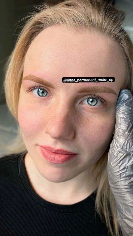 Пудровое напыление бровей – идеальный образ без лишних хлопот! Пудровое напыление бровей – идеальный образ без лишних хлопот!