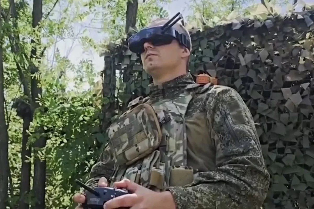 Сводка СВО за 21 июня. Запорожье идет война дронов — ВС РФ сбивают украинские БПЛА, которые пытаются прорваться к трассе «Новороссия», а также сами атакуют логистику врага