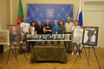 Сегодня вся страна на мгновение замерла